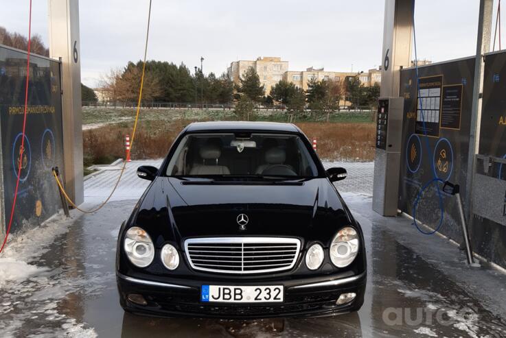 Mercedes-Benz E-Class W211 Sedan