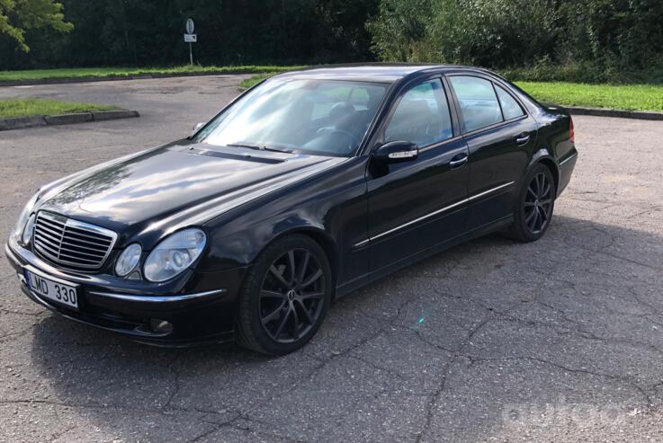 Mercedes-Benz E-Class W211 Sedan
