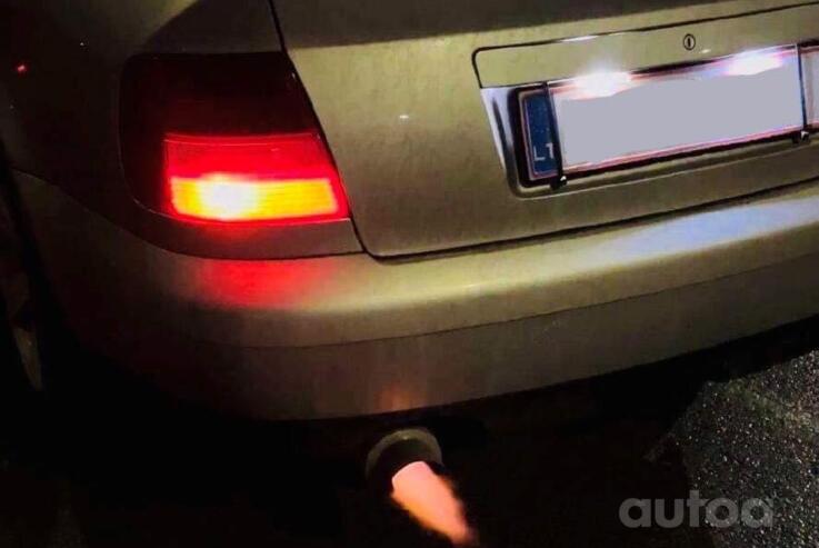 Audi A4 B5 [restyling] Sedan