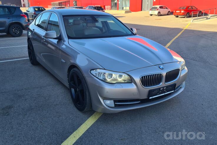 BMW 5 Series F07/F10/F11 Sedan