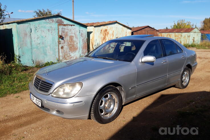 Mercedes-Benz S-Class W220 Sedan 4-doors