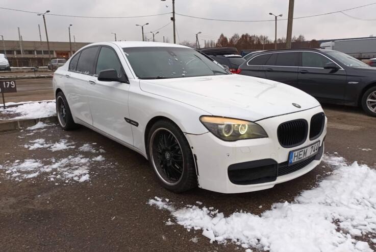 BMW 7 Series F01/F02 [restyling] Sedan