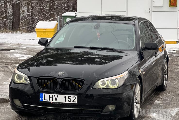 BMW 5 Series E60/E61 Sedan