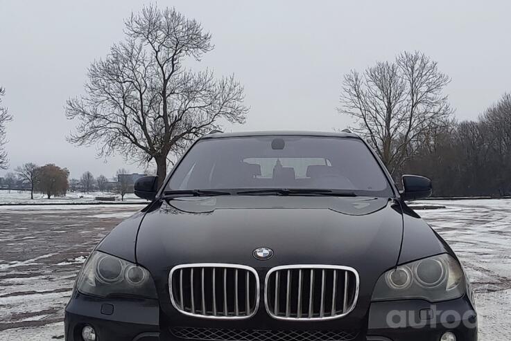 BMW X5 E70 Crossover