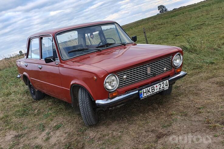 VAZ (Lada) 2101 1 generation Sedan