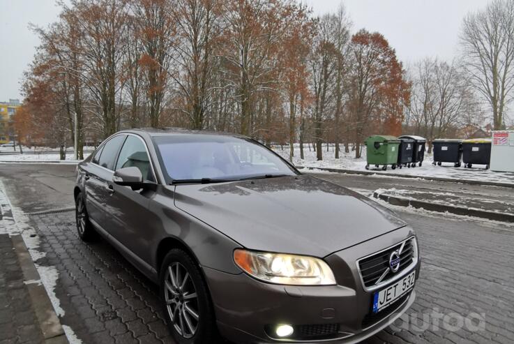 Volvo S80 2 generation Sedan