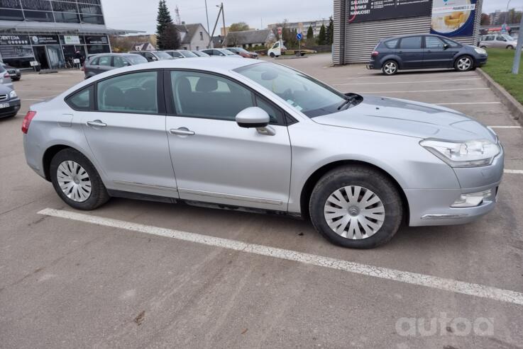 Citroen C5 2 generation Sedan