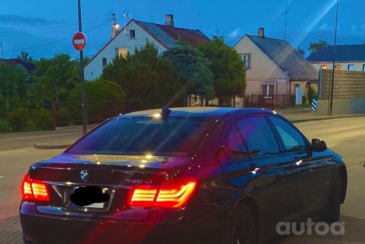 BMW 7 Series F01/F02 Sedan