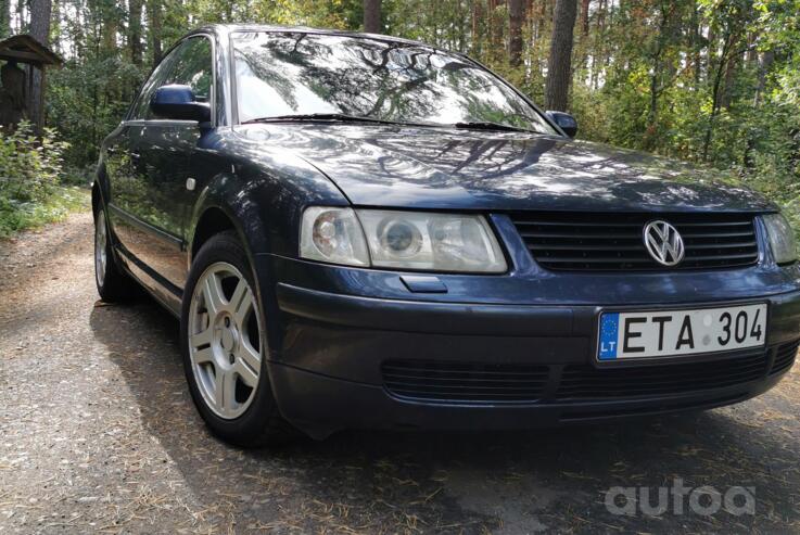 Volkswagen Passat B5 Sedan 4-doors