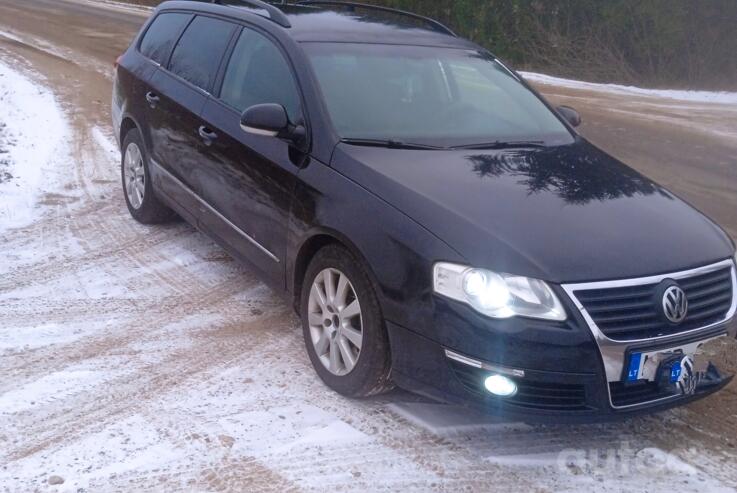Volkswagen Passat B6 wagon 5-doors
