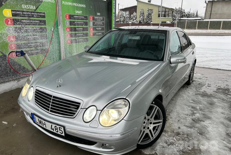 Mercedes-Benz E-Class W211 Sedan