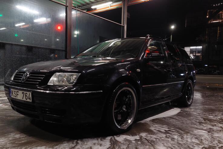 Volkswagen Bora 1 generation Variant wagon