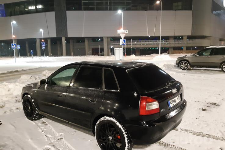 Audi A3 8L [restyling] Hatchback