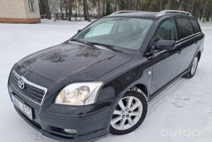 Toyota Avensis 2 generation wagon