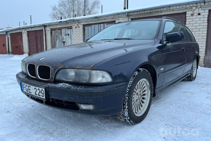 BMW 5 Series E39 Touring wagon