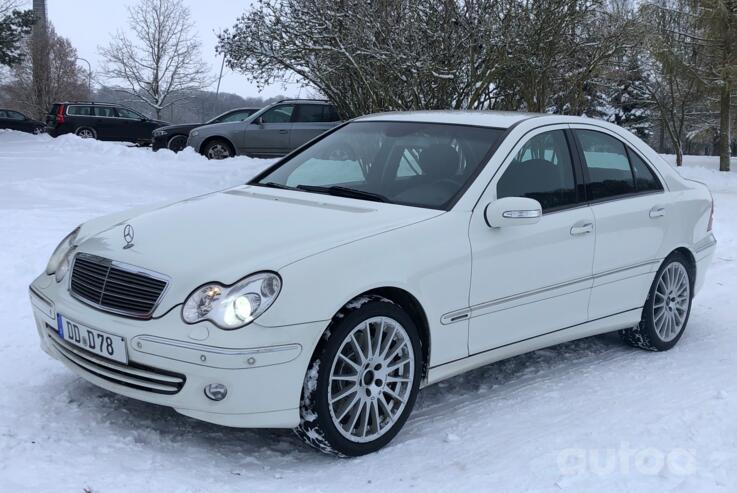 Mercedes-Benz C-Class W203/S203/CL203 [restyling] Sedan 4-doors
