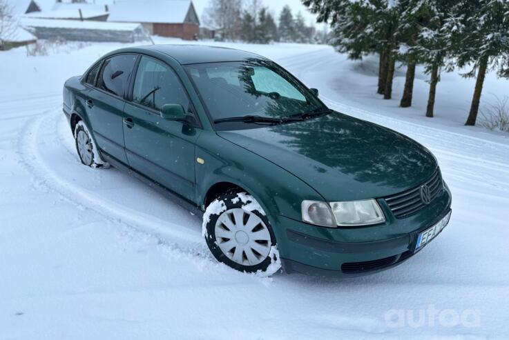 Volkswagen Passat B5 Sedan 4-doors