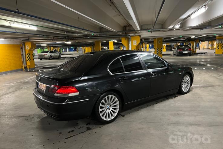 BMW 7 Series E65/E66 Sedan 4-doors