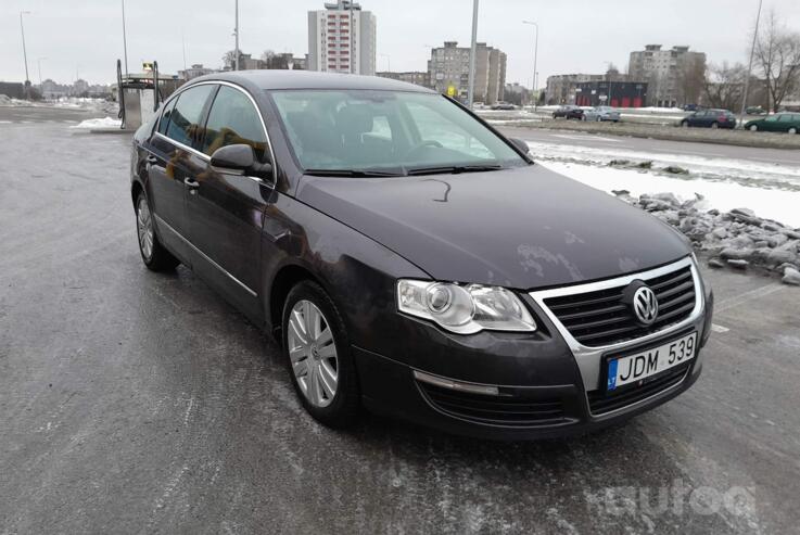 Volkswagen Passat B6 Sedan 4-doors