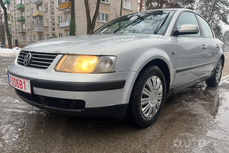 Volkswagen Passat B5 Sedan 4-doors