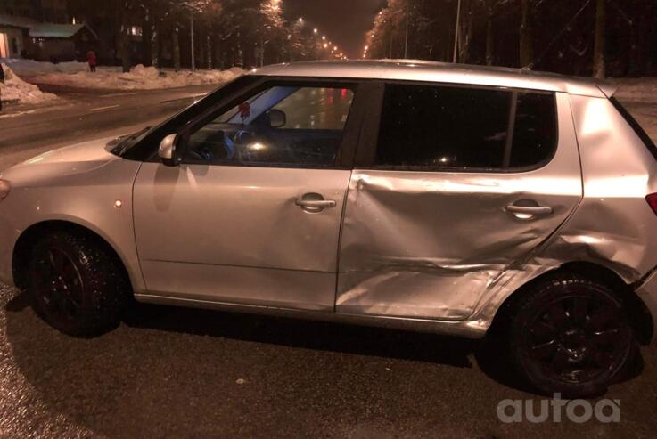 Skoda Fabia 2 generation [restyling]