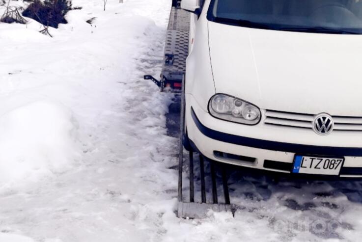 Volkswagen Golf 4 generation wagon