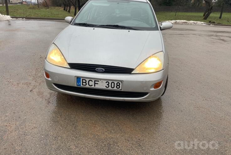 Ford Focus 1 generation Hatchback 5-doors