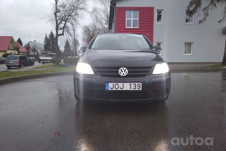 Volkswagen Golf Plus 1 generation