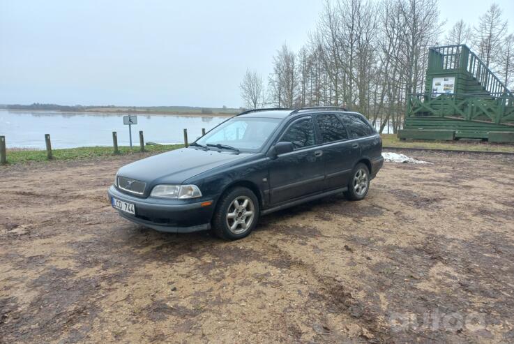 Volvo V40 1 generation wagon