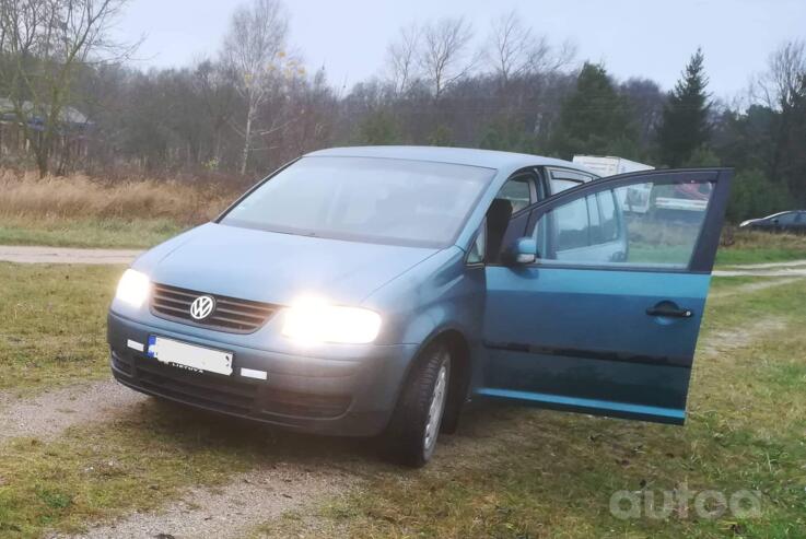 Volkswagen Touran 1 generation Minivan