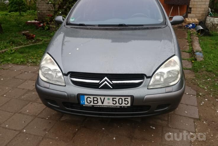Citroen C5 1 generation Liftback