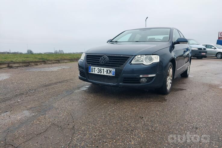 Volkswagen Passat B6 Sedan 4-doors