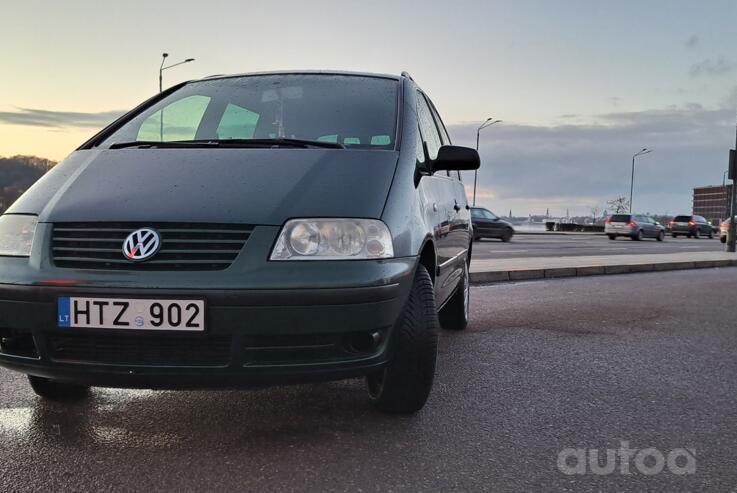 Volkswagen Sharan 1 generation [restyling] Minivan