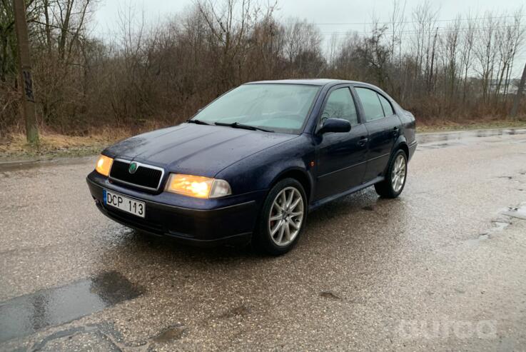 Skoda Octavia 1 generation Liftback 5-doors