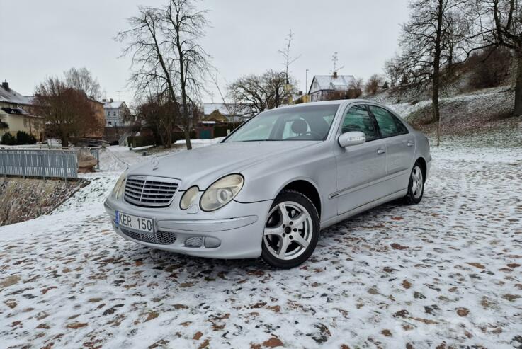 Mercedes-Benz E-Class W211 Sedan