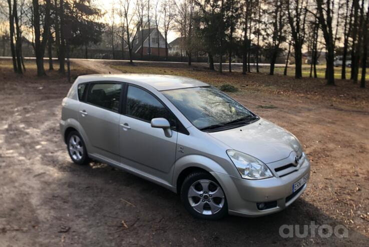 Toyota Corolla Verso 1 generation [restyling] Minivan