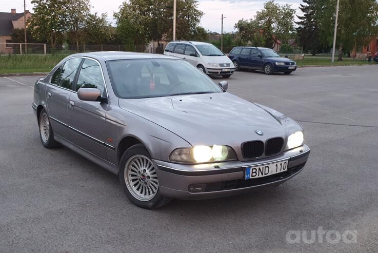 BMW 5 Series E39 Sedan 4-doors