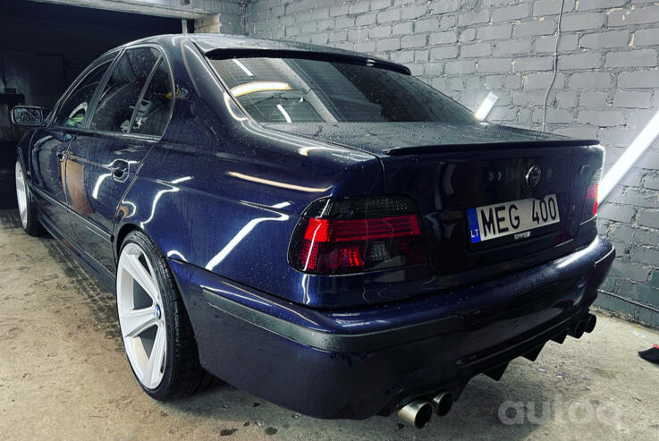 BMW 5 Series E39 Sedan 4-doors