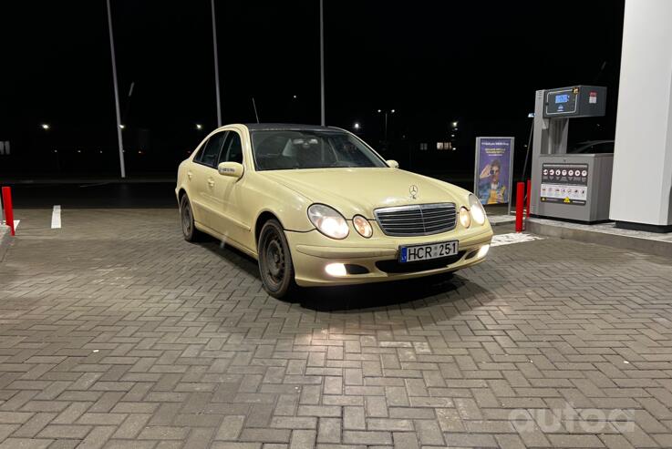 Mercedes-Benz E-Class W211 Sedan