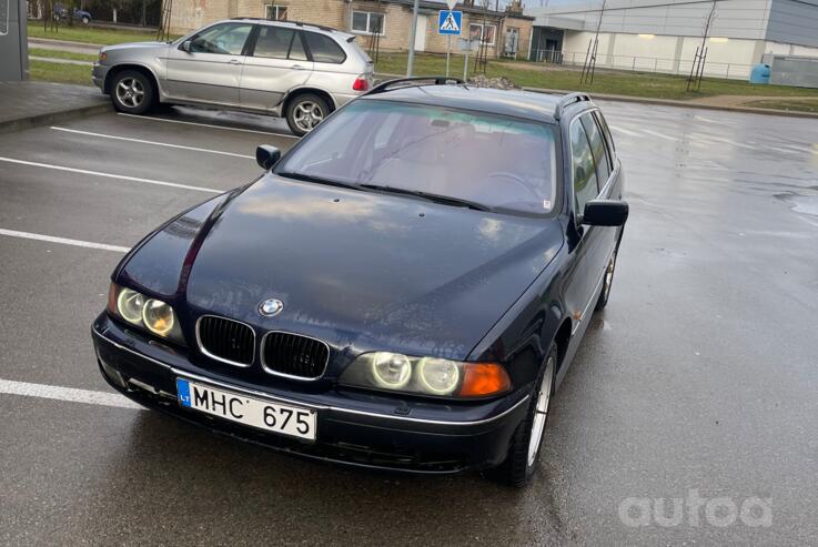 BMW 5 Series E39 Touring wagon
