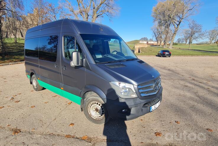 Mercedes-Benz Sprinter Second generation