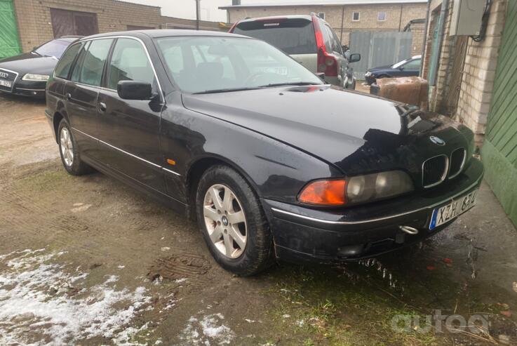 BMW 5 Series E39 Touring wagon
