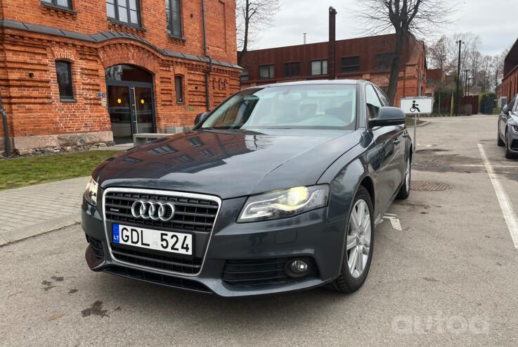 Audi A4 B8/8K Sedan 4-doors