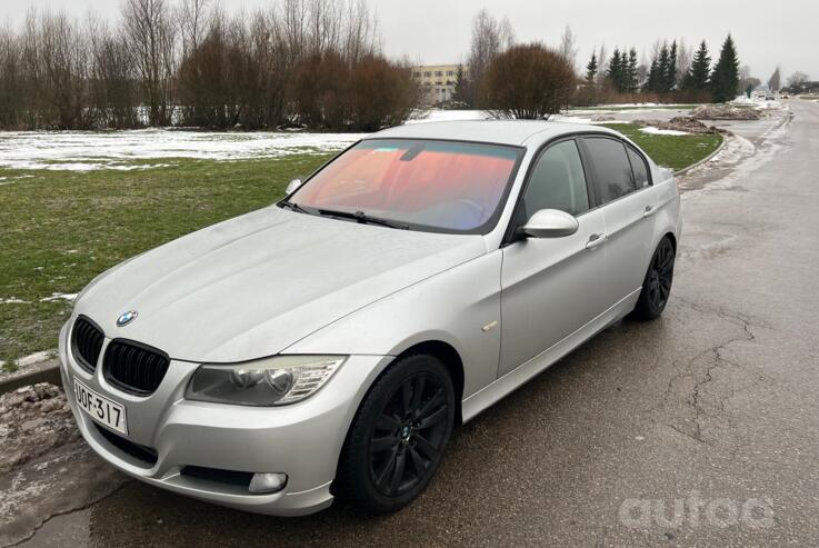 BMW 3 Series E90/E91/E92/E93 Sedan
