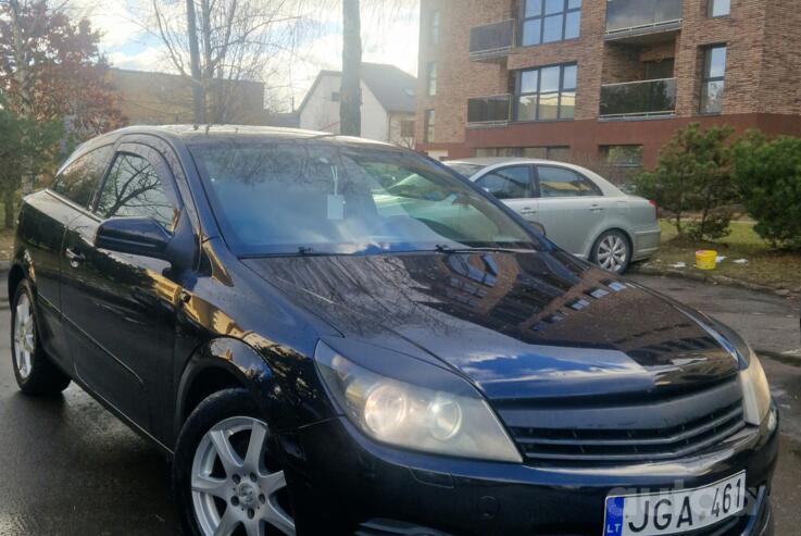 Opel Astra H Hatchback