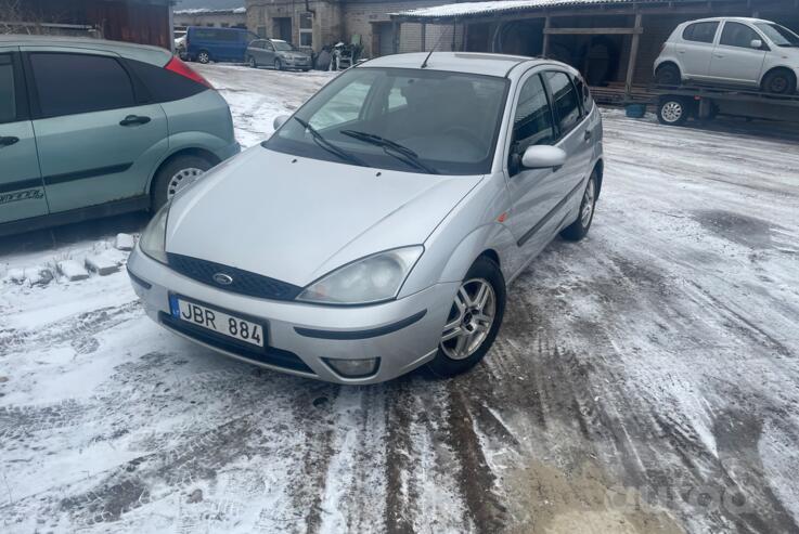 Ford Focus 1 generation Hatchback 5-doors