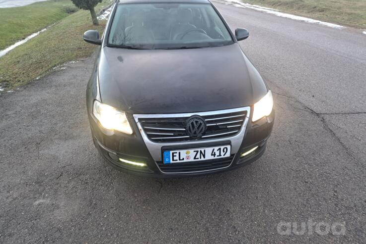 Volkswagen Passat B6 wagon 5-doors