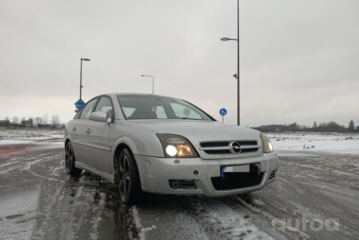 Opel Vectra C GTS hatchback