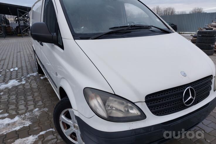 Mercedes-Benz Vito W639 Minivan 4-doors