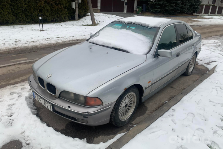 BMW 5 Series E39 Sedan 4-doors